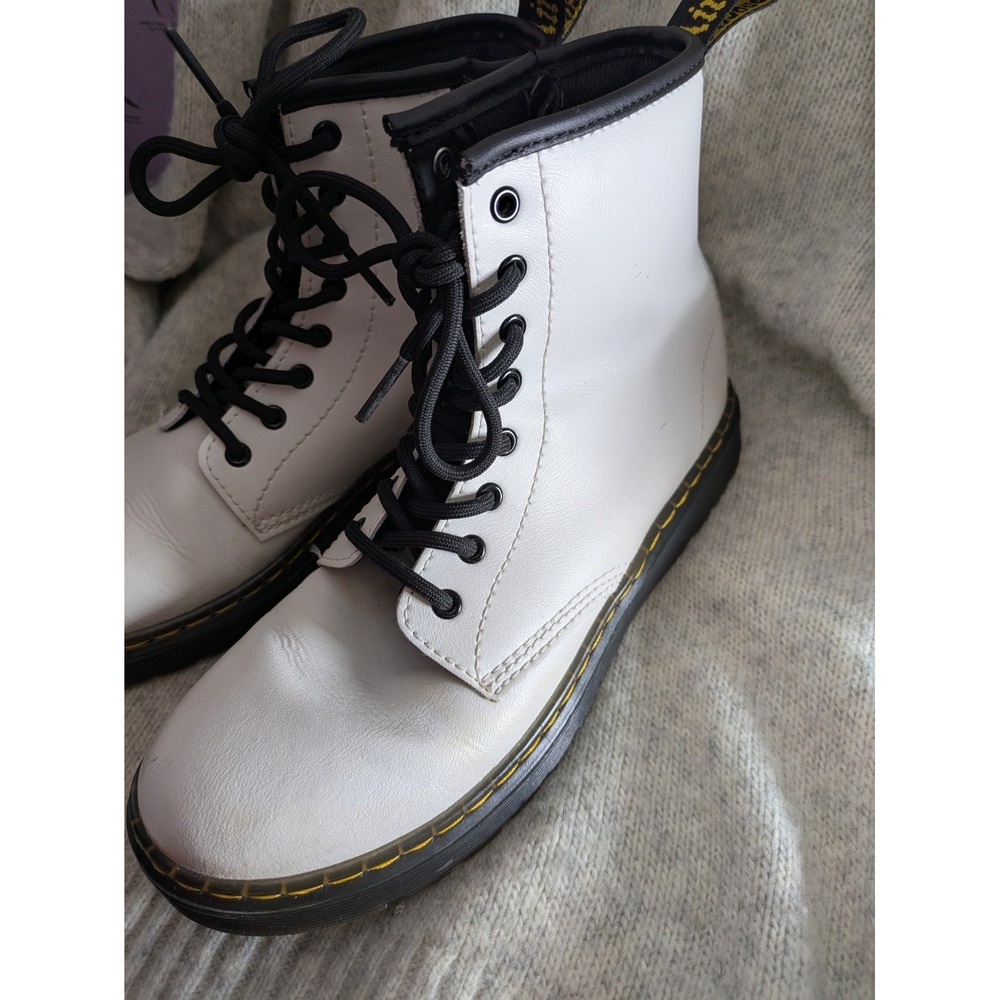 Dr. Martens Zavala J White Leather Lace Up Combat Boots Kids 4 Ankle Zip Boot